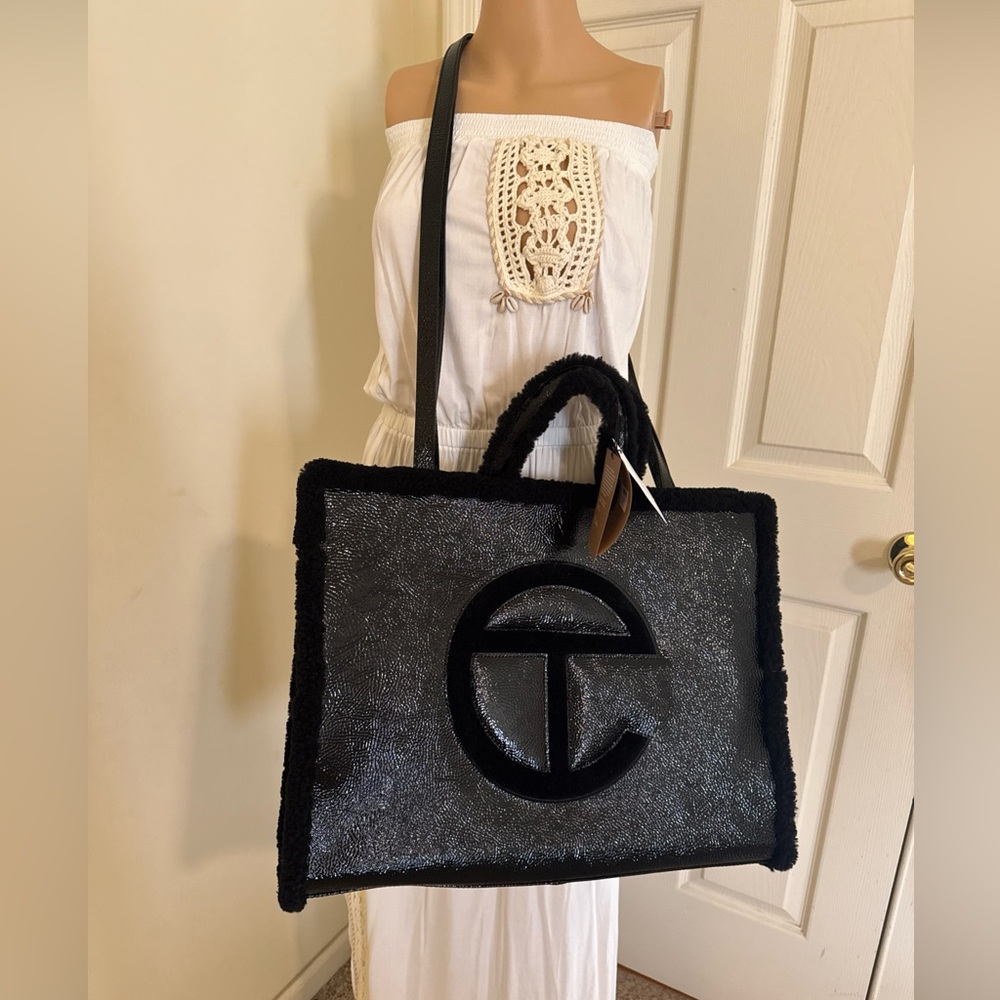 NWT Telfar & UGG Real Sheep Fur Black Large Shearling Shopping Bag - Picture 3 of 11